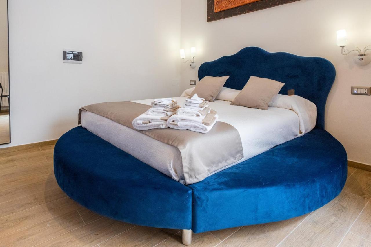Lovely Rooms - Guest House Suites Triggiano Luaran gambar