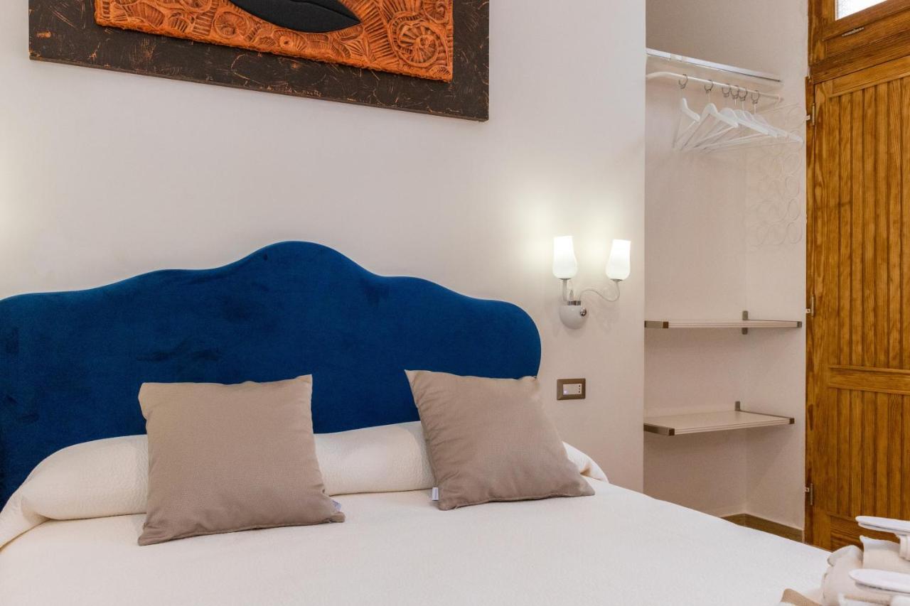 Lovely Rooms - Guest House Suites Triggiano Luaran gambar