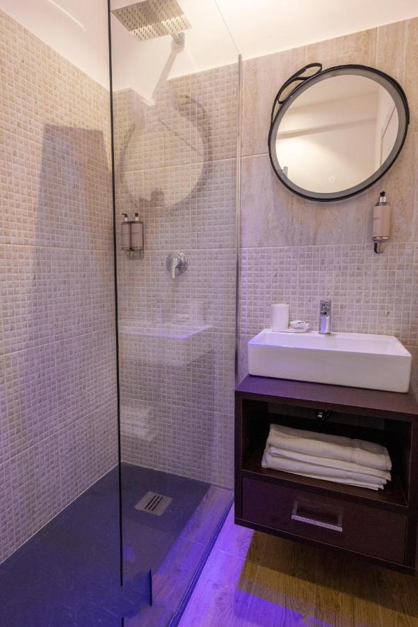 Lovely Rooms - Guest House Suites Triggiano Luaran gambar