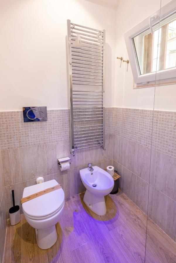 Lovely Rooms - Guest House Suites Triggiano Luaran gambar