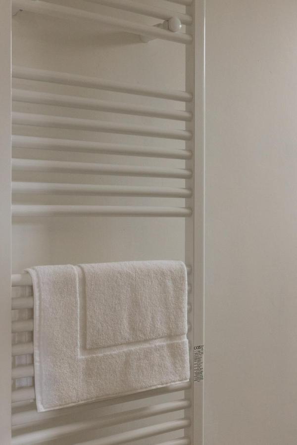 Lovely Rooms - Guest House Suites Triggiano Luaran gambar